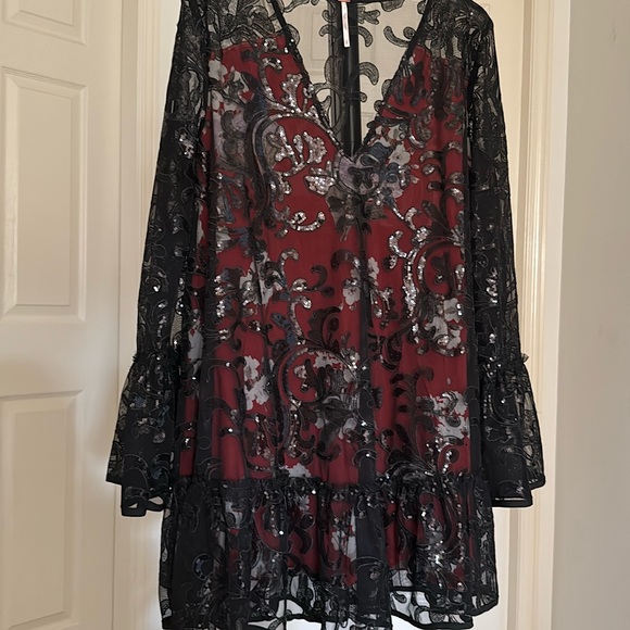 Free People Falling Flowers Sequin Bell Sleeve Frock Mini Dress Embellis… - Picture 8 of 8